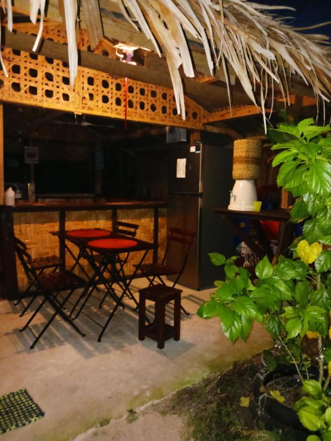 Weeroona Huts Homestay Pacifico San Isidro  Екстериор снимка
